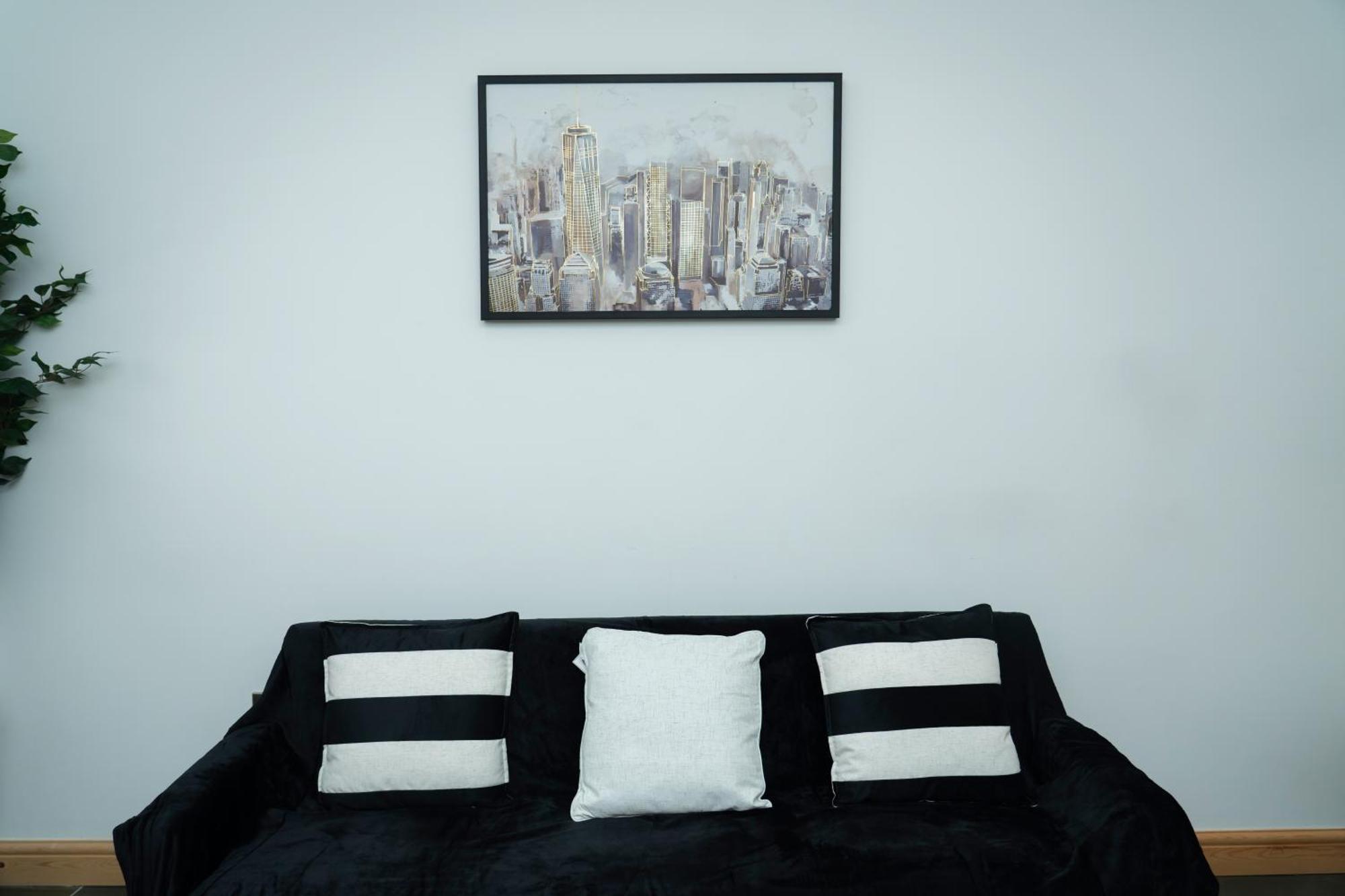 Double Bedroom Near Etihad And Coop Live With Free Parking, Shared Kitchen & Bathroom Manchester Bagian luar foto